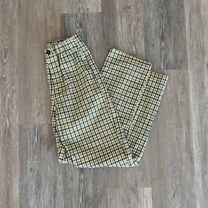 Brandy Melville Tilden Pants 💚🤍